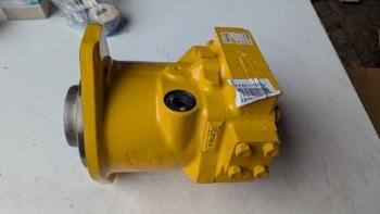 Komatsu D65PX-15 - HYDRAULIC MOTOR ASSY - 708-7L-00040