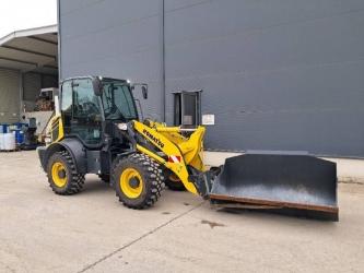 Komatsu WA80M-8E0