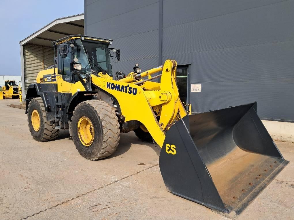 Komatsu WA320-8 High Lift Wielladers