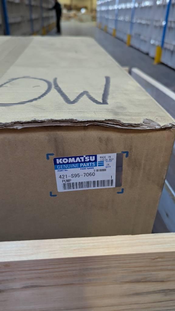 Komatsu WA475-10 - HYDRAULIC PUMP 421-S95-7060 Hydraulics