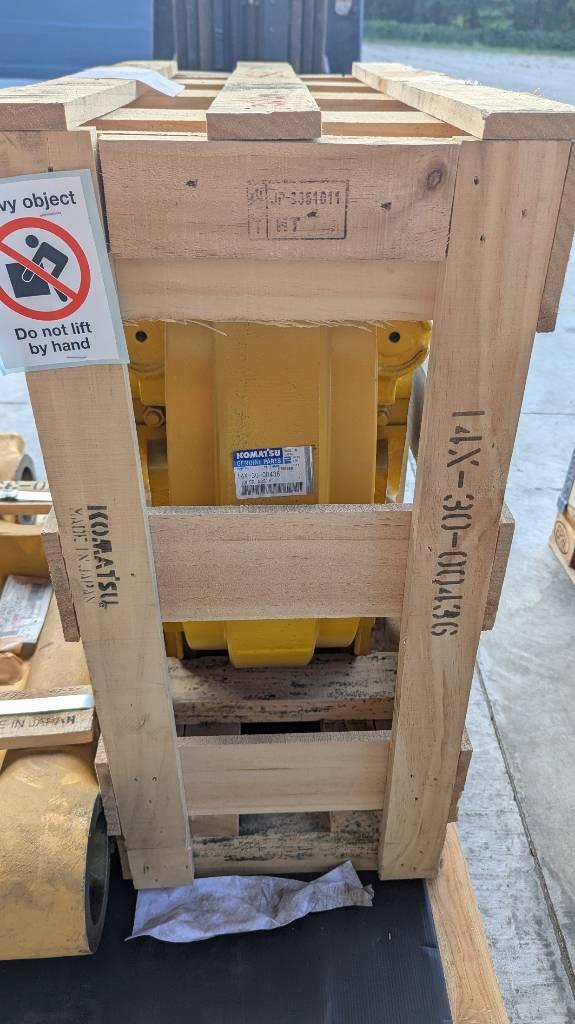 Komatsu IDLER ASSY 14X-30-00436 Rupsbanden, kettingen en onderstel